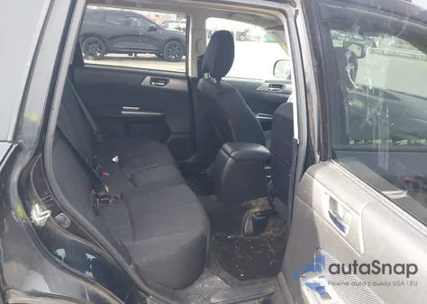 2011 Subaru Forester 2.5X Premium z USA, uszkodzony, nr VIN JF2SHADC7BH771332